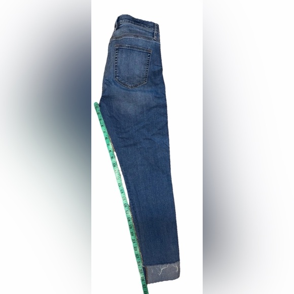 NWOT LOFT Black Floral Embroidery Cuffed Skinny Jeans Size 28 - Picture 8 of 8